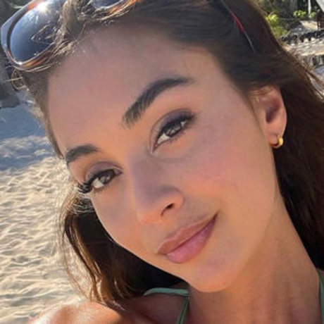 Lindsey Morgan star du porno xxx photos