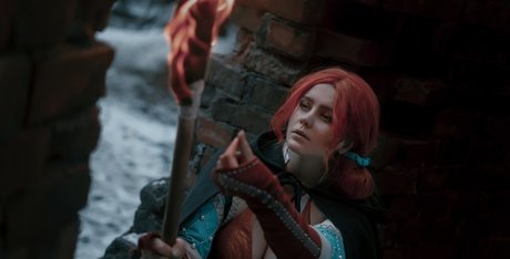 asami gate actriz atractiva fotos