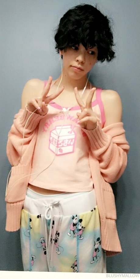 blushymallow modèle artistique collection