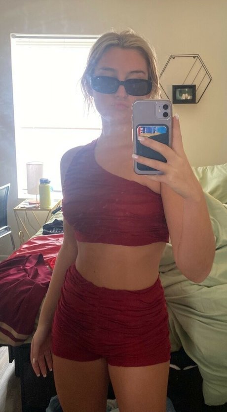 Alexa Meyer sexy pornstar gallery