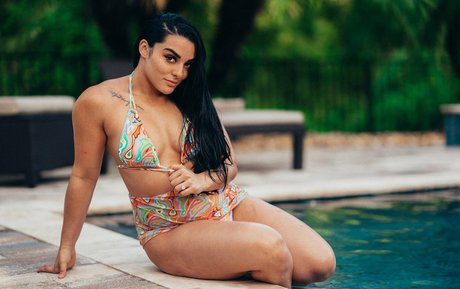 Deonna Purrazzo star pornographique collection