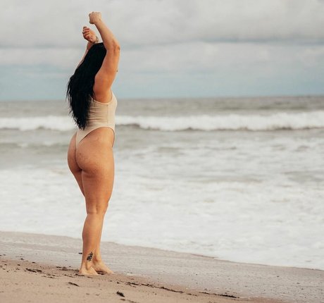 Deonna Purrazzo étoile sexy des photos