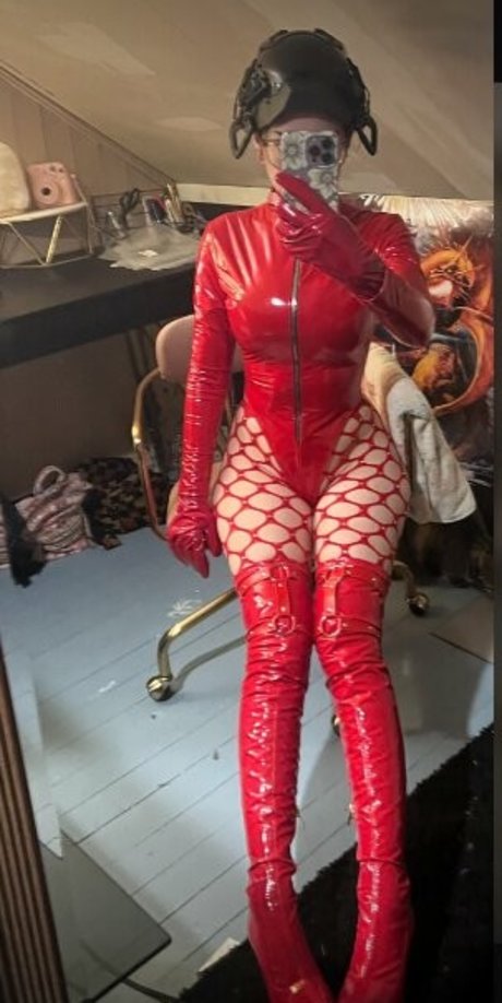 Korinonymous pornographic actress pic