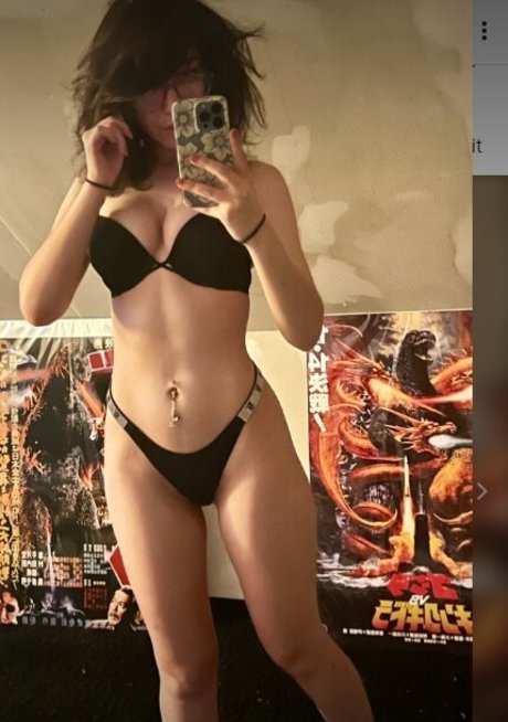 Korinonymous nude pornstar image