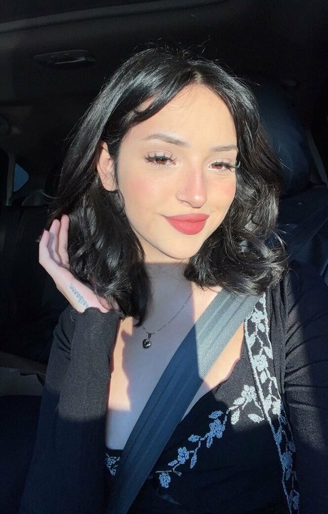 Erotiicaaa modèle parfait archive