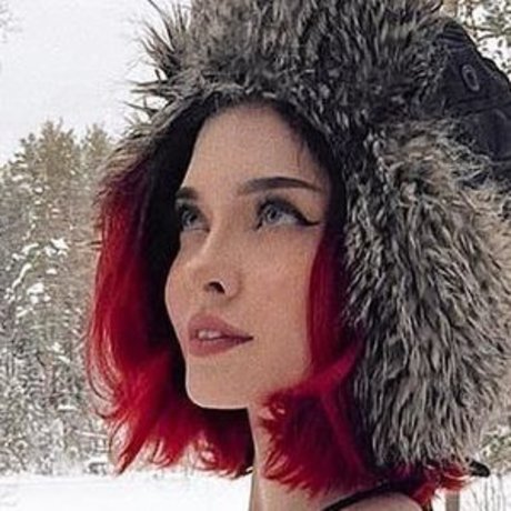 Sladkoslava modelo desnudo fotos