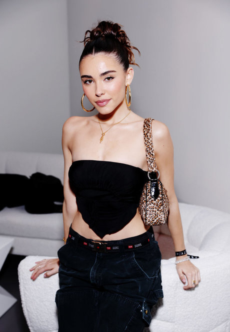 Madison Beer star du porno parfaite galerie