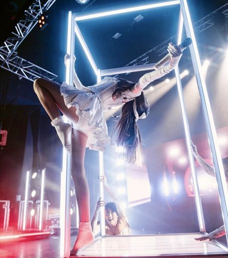 Madison Beer modelo pornografico galería