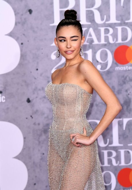 Madison Beer modèle magnifique photo