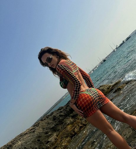 Rafa Kalimann hermosa estrella porno imágenes