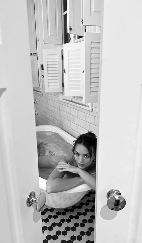 Rafa Kalimann modelo de alta definición imágenes