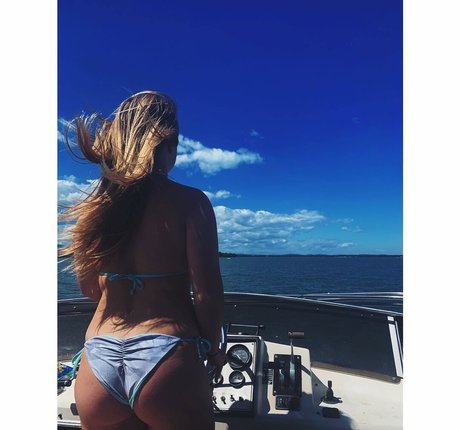 Philllybabyy estrella perfecta archivo