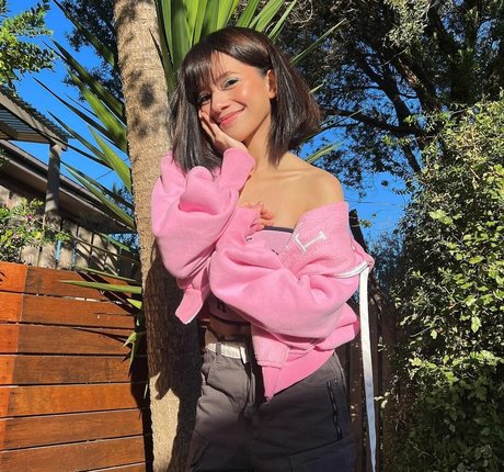 Eeeveenara star du sexe photos