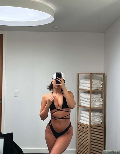 Julia Kelly haut étoile des photos