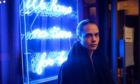 Cara Delevingne estrella hd galería