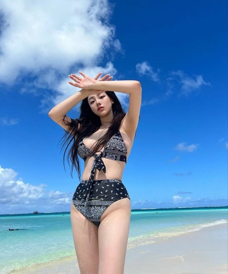 Sejinming actriz erótica foto