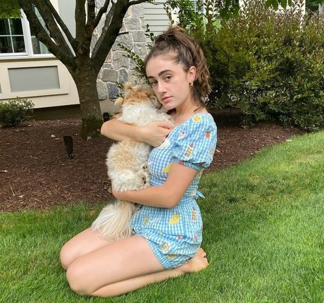 Rachel Anne Sennott estrella hermosa imagen