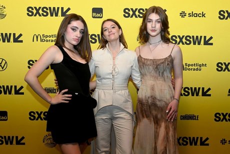 Rachel Anne Sennott actrice sexy photos