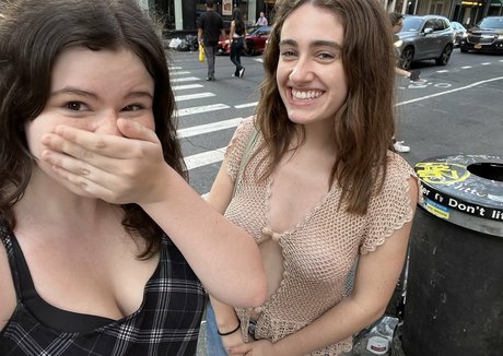 Rachel Anne Sennott modèle exclusif img