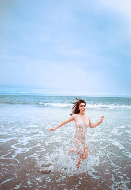 Rachel Anne Sennott modèle hd photo