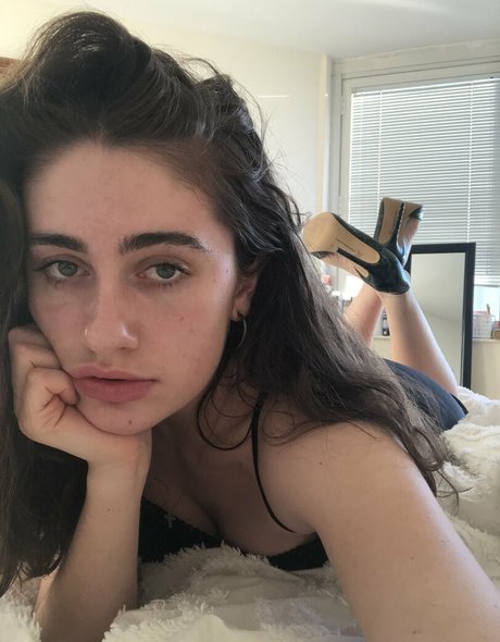 Rachel Anne Sennott actriz de alta definición fotos