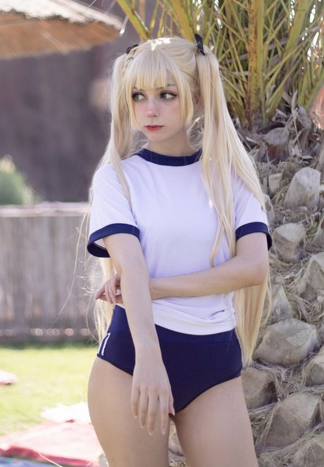 Himee lily model free pic