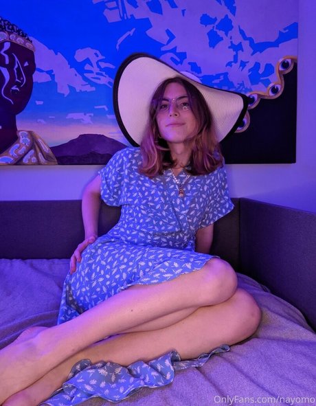 Nayomo hermosa modelo galerías