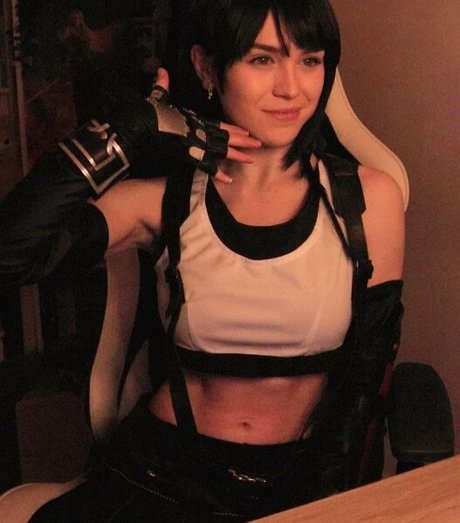 Frankie Lollia actriz atractiva imagen