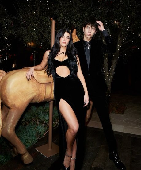 Charli D Amelio hermosa estrella archivo