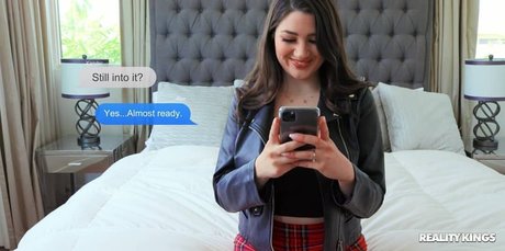 Alyx Star actriz caliente galería