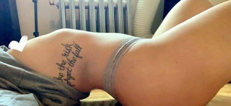 nonsalemwitch modelo porno archivo