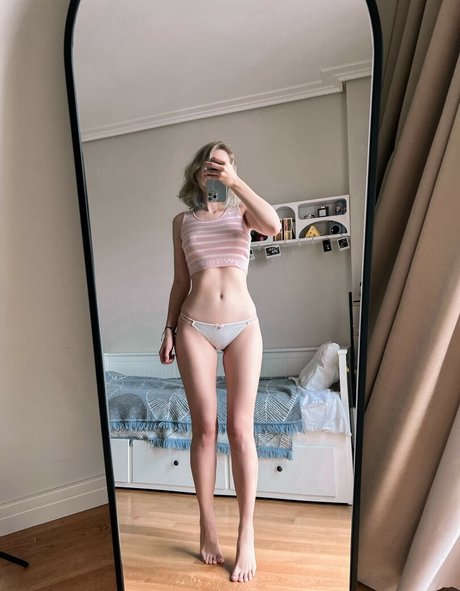 Shirogane sama estrella porno bonita imágenes