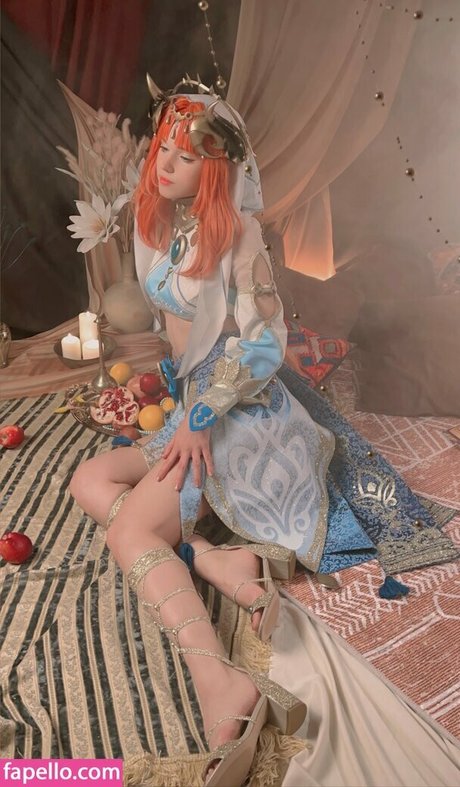 Shirogane sama modelo sexy foto