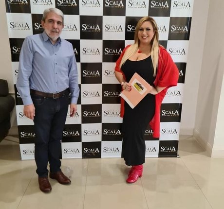 blonde maria nus étoiles img