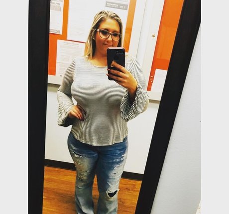 Lauren Lincoln bonita estrella archivo