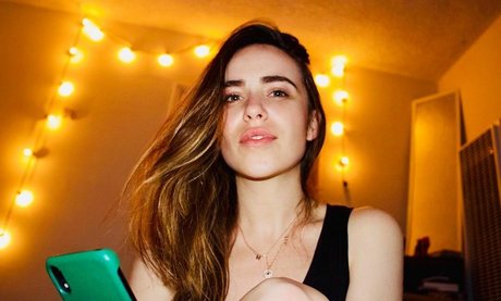 Nicolle Gironda étoile adulte img