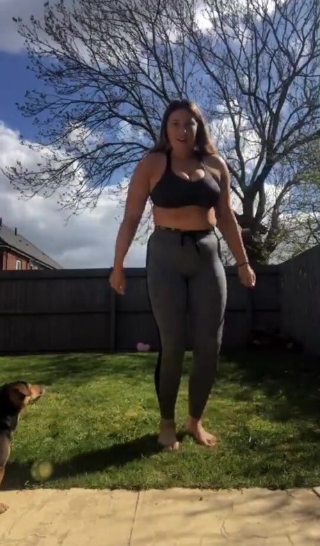 The Blue Dress Girl actriz porno galería