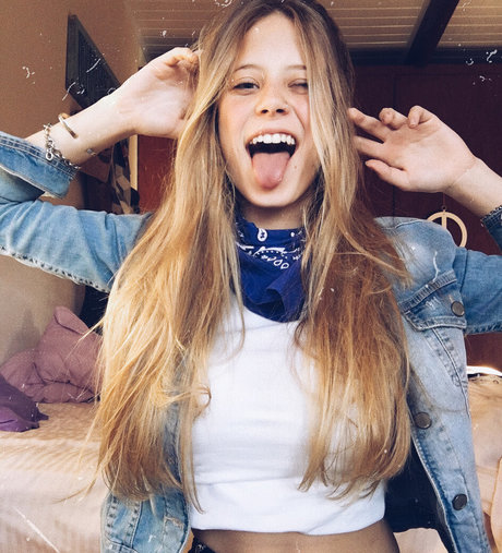 Mamá sexy onlyfans desnudo bonito galería