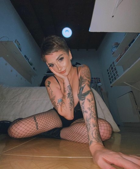 Delfi Peralta estrella hermosa recopilación