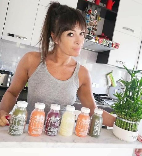 Sheila Capriolo estrella porno perfecta fotos