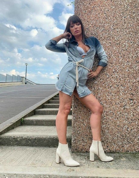 Sheila Capriolo bonita modelo recopilación