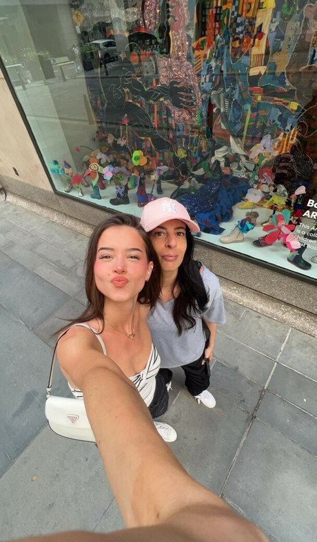 Lea Elui star du sexe archive