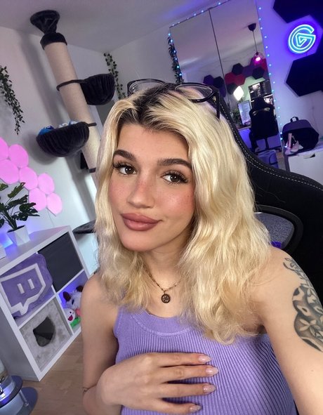 Kunshikitty thumbnail