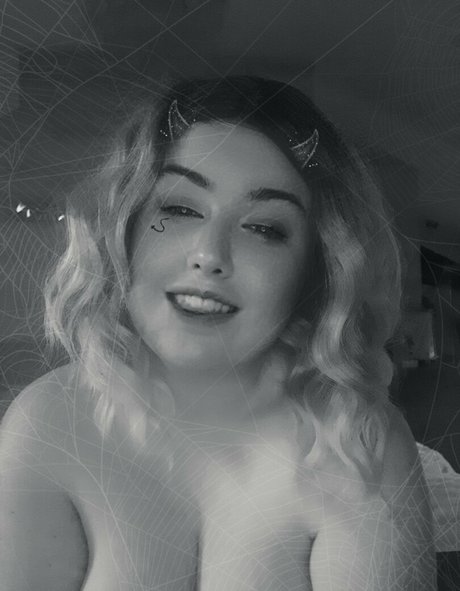 maebry modelo hd archivo