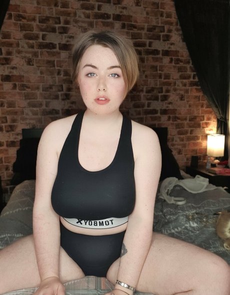 maebry star exclusive archive