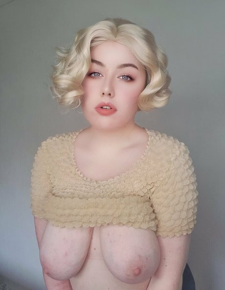 maebry étoile xxx galerie