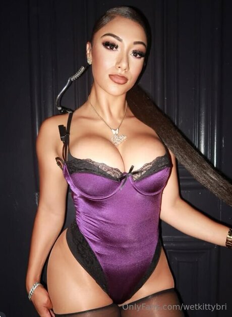 wetkittybri beautiful pornstar pic