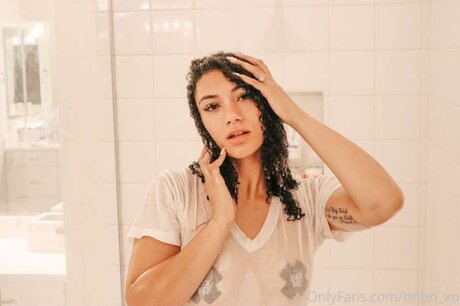 wetkittybri pornstar pretty photo