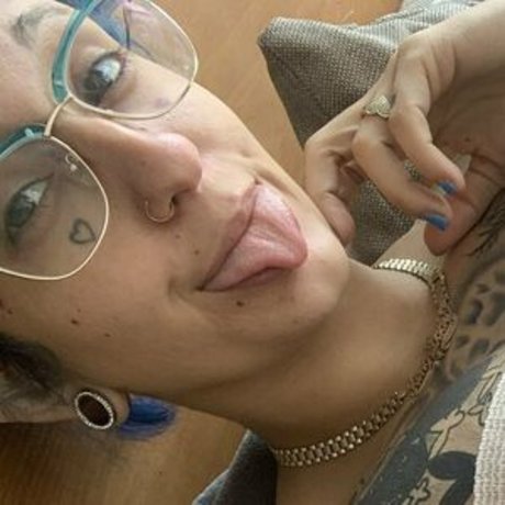 lovelygia estrella porno bonita fotos