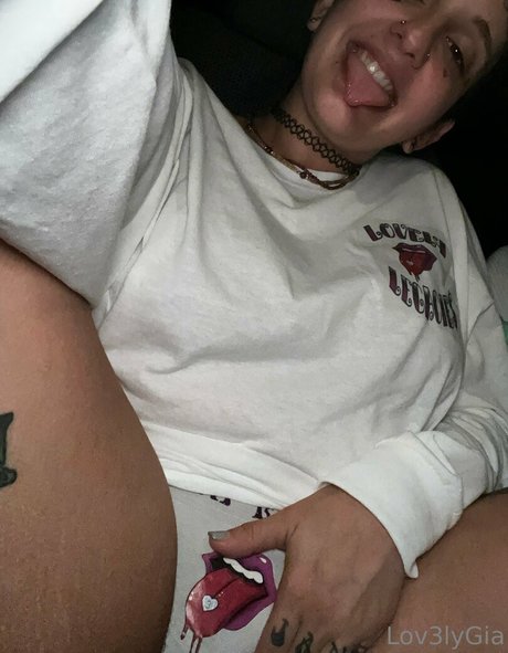 Onlyfans de adolescentes nerds bastante exclusivo imagen